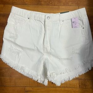 Distressed White Denim Shorts 🎯Target Brand Size 16